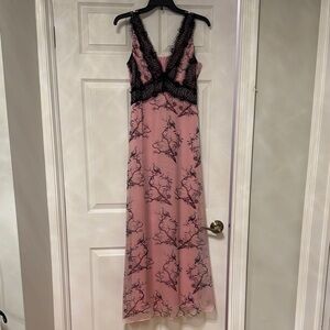 Chic Pink Maxi Dress with Black Lace Accents